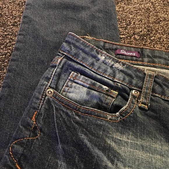 Vigoss Skinny Straight Embroidered Back Pockets  Distress 3/4 - Picture 6 of 12